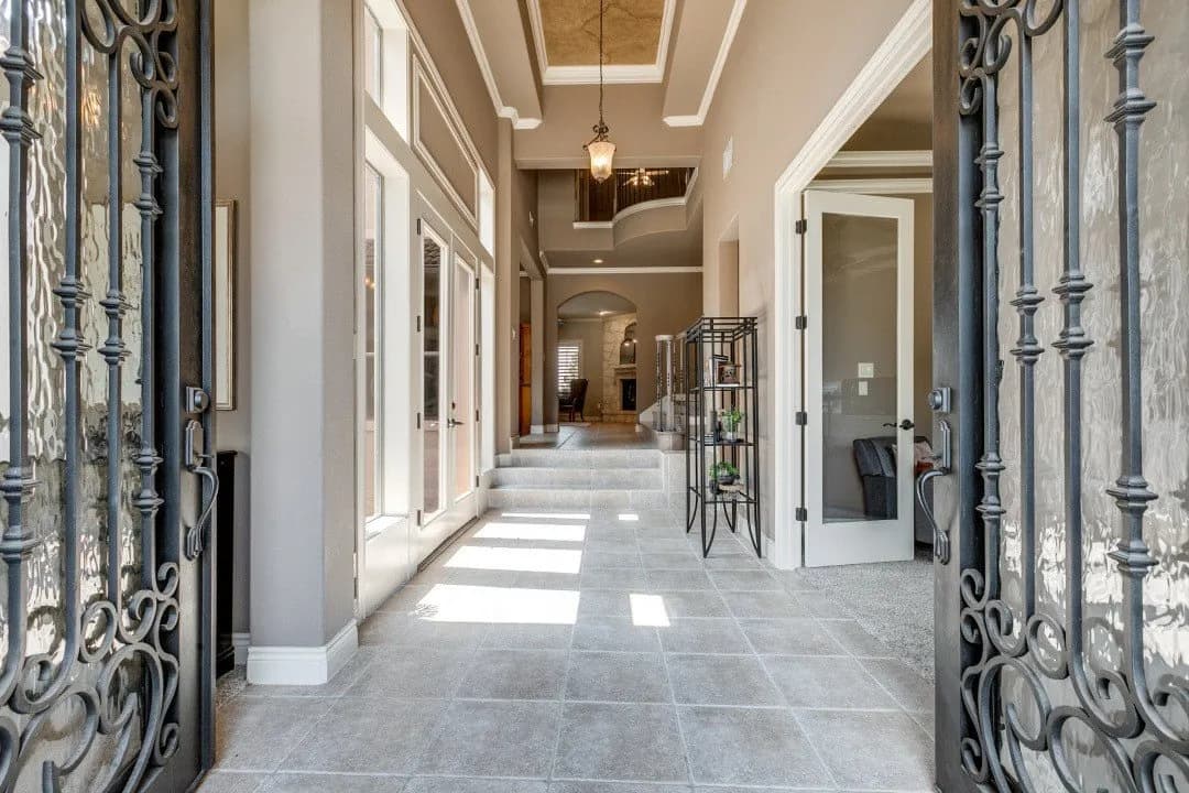 915 Campanile, San Antonio, TX – sold home, entry hall